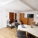 Appartment Mit Parkplatz